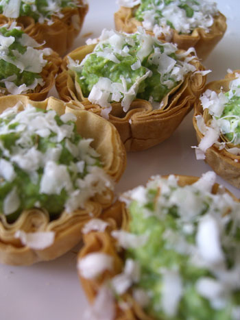 Pea Purée in Phyllo Cups